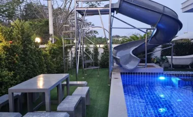 3 Bedroom Villa for sale in Cha-Am, Phetchaburi
