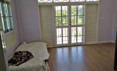 Thai Style Modern House, Beach Access 5 minutes walks.