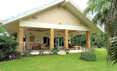 2 Bedroom Villa for sale in Ban Tuek, Sukhothai