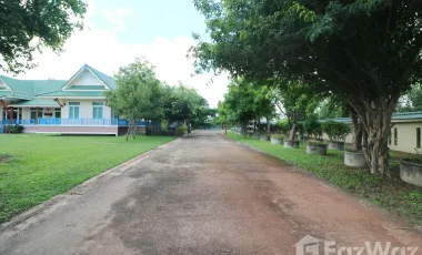 4 Bedroom House for sale in Wanon Niwat, Sakon Nakhon