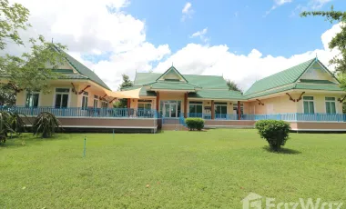 4 Bedroom House for sale in Wanon Niwat, Sakon Nakhon