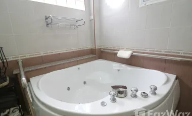 4 Bedroom House for sale in Wanon Niwat, Sakon Nakhon