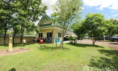 4 Bedroom House for sale in Wanon Niwat, Sakon Nakhon
