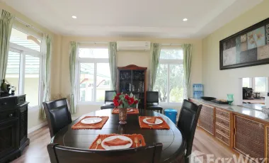 4 Bedroom House for sale in Wanon Niwat, Sakon Nakhon