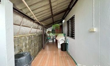 2 Bedroom House for sale in Huai Khwang, Nakhon Pathom