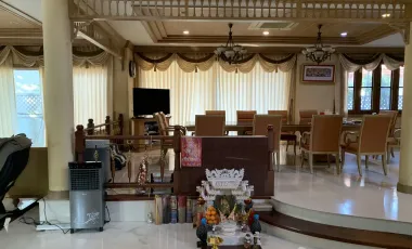 An Elegance Single House from Top Brand From Q House