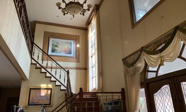 An Elegance Single House from Top Brand From Q House