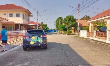 2 Bedroom House for sale at Jirachot Park