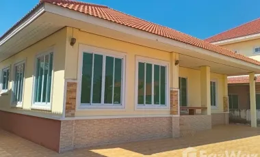 2 Bedroom House for sale at Jirachot Park
