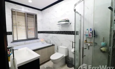 4 Bedroom House for sale in Nong Bua, Udon Thani