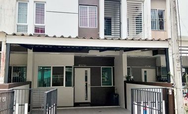 3 Bedroom Townhouse for sale at The City