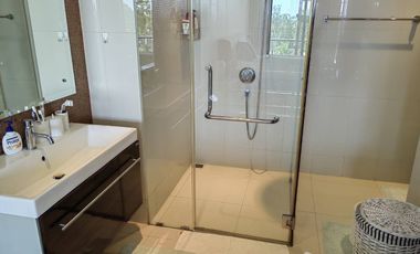 Phupha Tara Rayong, Seaview Beachfront Condo for rent