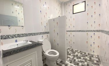 2 Bedroom Townhouse for sale in Mae Sot, Tak