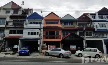 2 Bedroom Townhouse for sale in Phla, Rayong