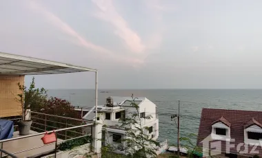 2 Bedroom Townhouse for sale in Phla, Rayong