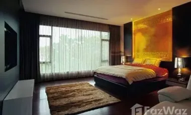 4 Bedroom Villa for sale in Phra Khanong Nuea, Bangkok