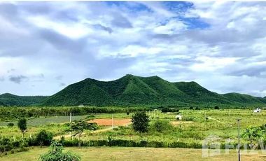 Land for sale in Tha Yang, Phetchaburi