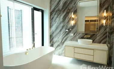 Luxury Villa 5 BR 6 BATH