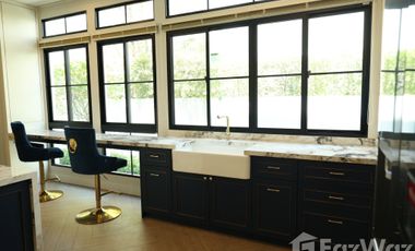 Luxury Villa 5 BR 6 BATH