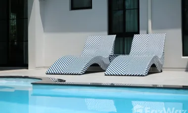 Luxury Villa 5 BR 6 BATH