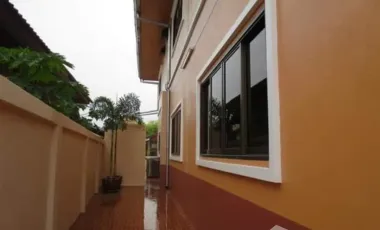 5 Bedroom House for sale in Phrathat Pha Daeng, Tak