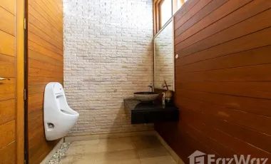 5 Bedroom Villa for sale in Nuan Chan, Bangkok