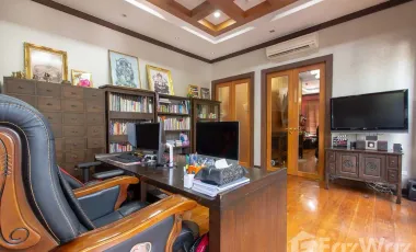 5 Bedroom Villa for sale in Nuan Chan, Bangkok