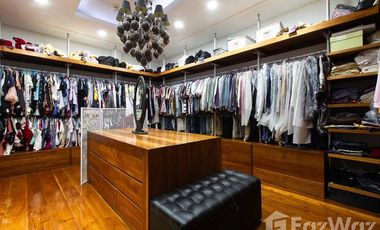 5 Bedroom Villa for sale in Nuan Chan, Bangkok