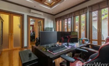 5 Bedroom Villa for sale in Nuan Chan, Bangkok