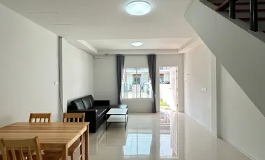 Townhome for rent with furniture in Ban chang Phala Beach