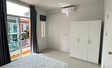 Townhome for rent with furniture in Ban chang Phala Beach