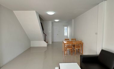 Townhome for rent with furniture in Ban chang Phala Beach