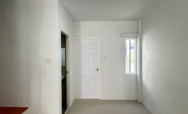 Townhome for rent with furniture in Ban chang Phala Beach