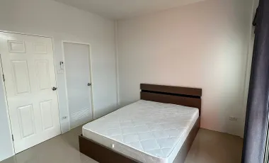 Townhome for rent with furniture in Ban chang Phala Beach