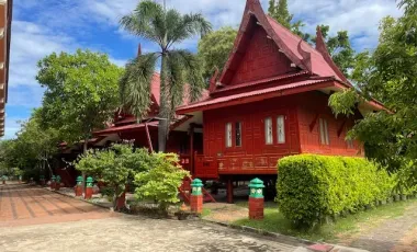 30 Bedroom Hotel for sale in Lat Yai, Samut Songkhram
