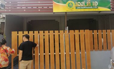 3 Bedroom Townhouse for sale in Mueang Tai, Si Sa Ket