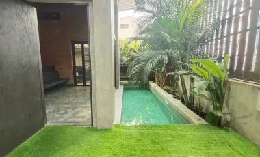 5 Bedroom Villa for sale in Khlong Tan Nuea, Bangkok