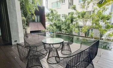 5 Bedroom Villa for sale in Khlong Tan Nuea, Bangkok