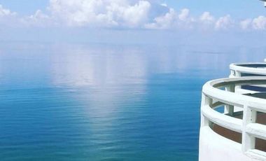 Stunning 2-Bedroom Condo with Seaview & Mountain View