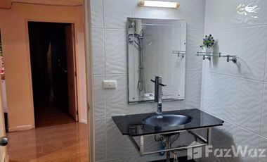 Stunning 2-Bedroom Condo with Seaview & Mountain View