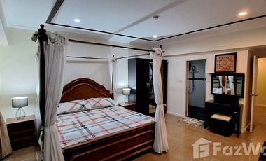 Stunning 2-Bedroom Condo with Seaview & Mountain View