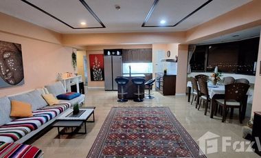 Stunning 2-Bedroom Condo with Seaview & Mountain View