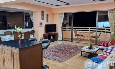Stunning 2-Bedroom Condo with Seaview & Mountain View