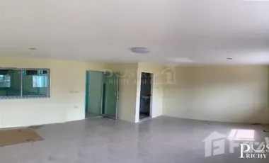 Warehouse for rent in Na Di, Samut Sakhon