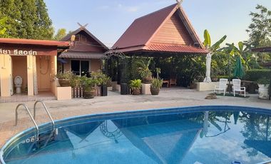 Hotel for sale in Chiang Wang, Udon Thani