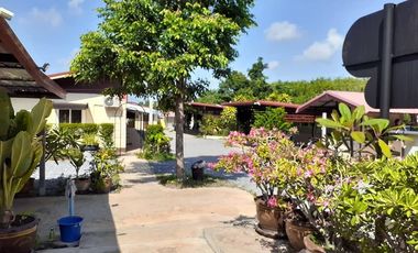 Hotel for sale in Chiang Wang, Udon Thani