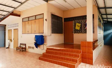 2 Bedroom House for sale in Pak Nam Pho, Nakhon Sawan