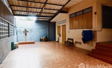 2 Bedroom House for sale in Pak Nam Pho, Nakhon Sawan