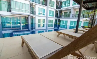 1 Bedroom Condo for sale at Urbanie Condo
