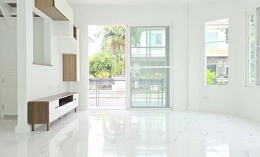 บ้านเดี่ยว Land & Houses ใกล้เมกาบางนา ราคาไม่ถึง 5 ล้าน!